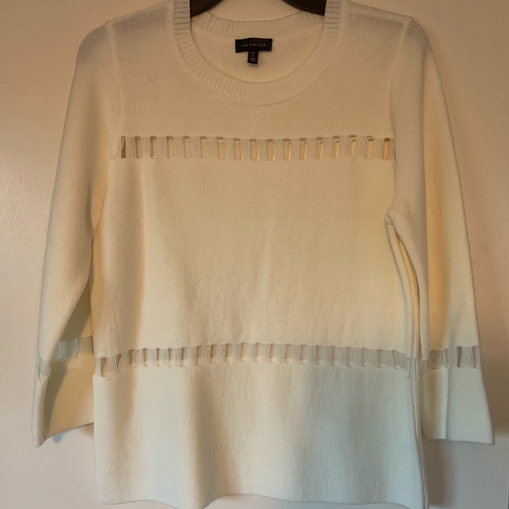 Limited 3/4 sleeved sweater